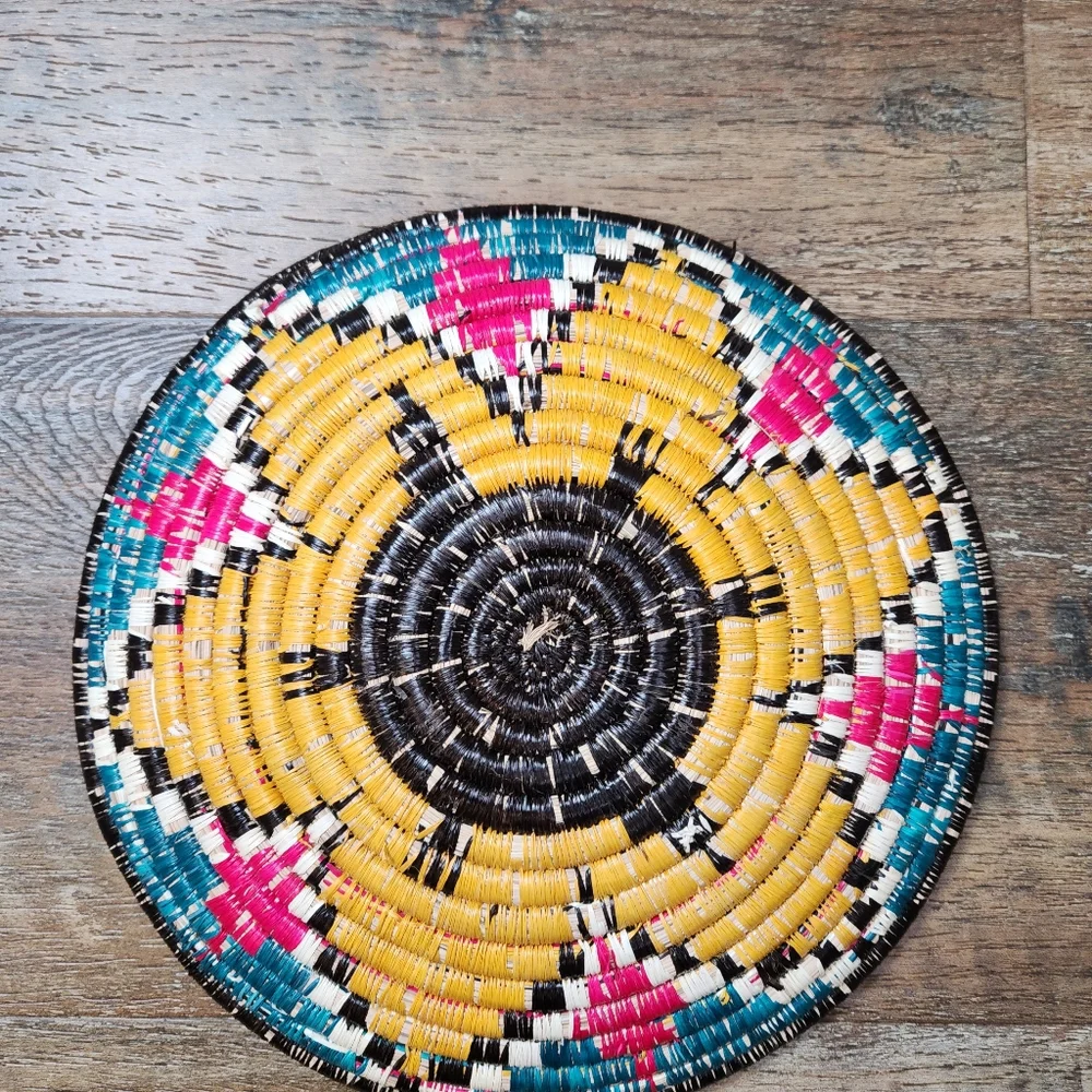Vintage Southwest Navajo Inspired Basket 10